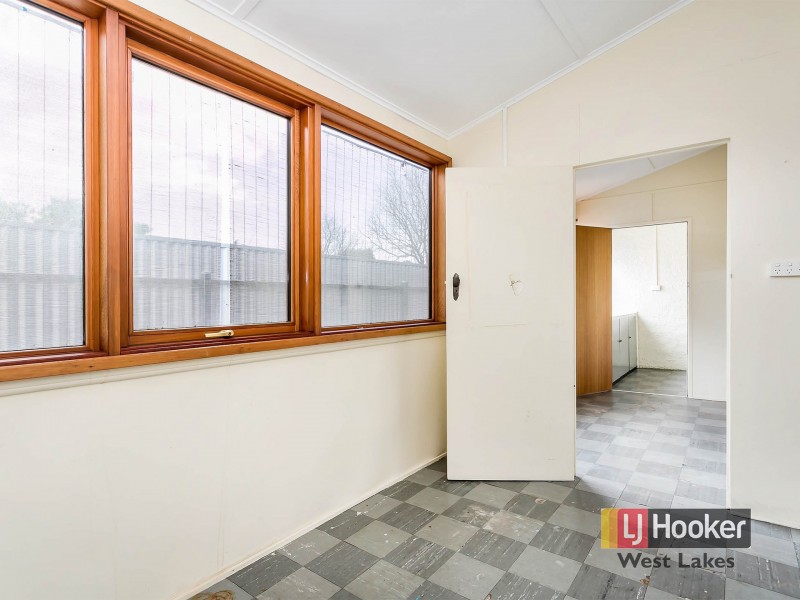 1 Carnarvon Avenue, Brooklyn Park SA 5032