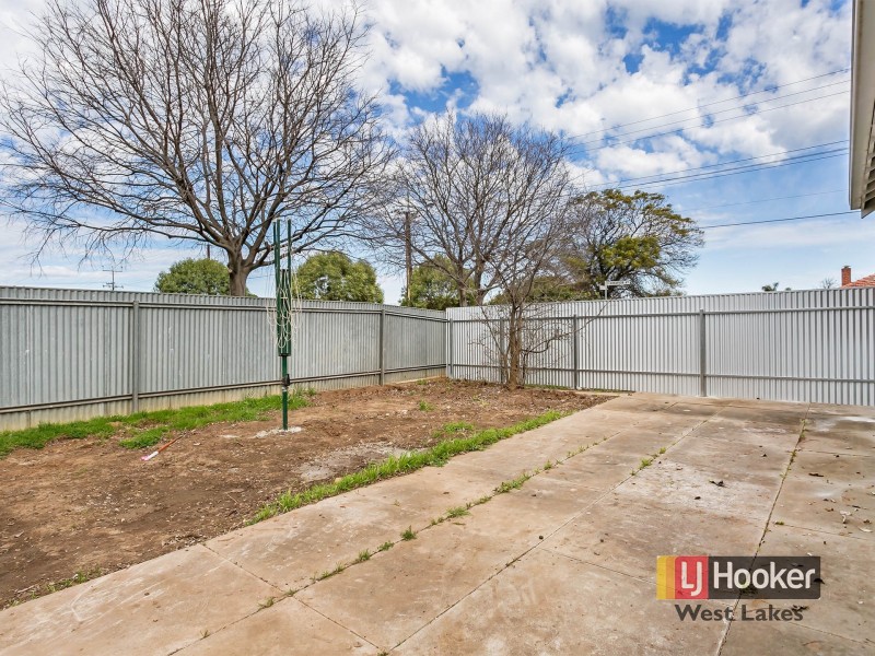 1 Carnarvon Avenue, Brooklyn Park SA 5032