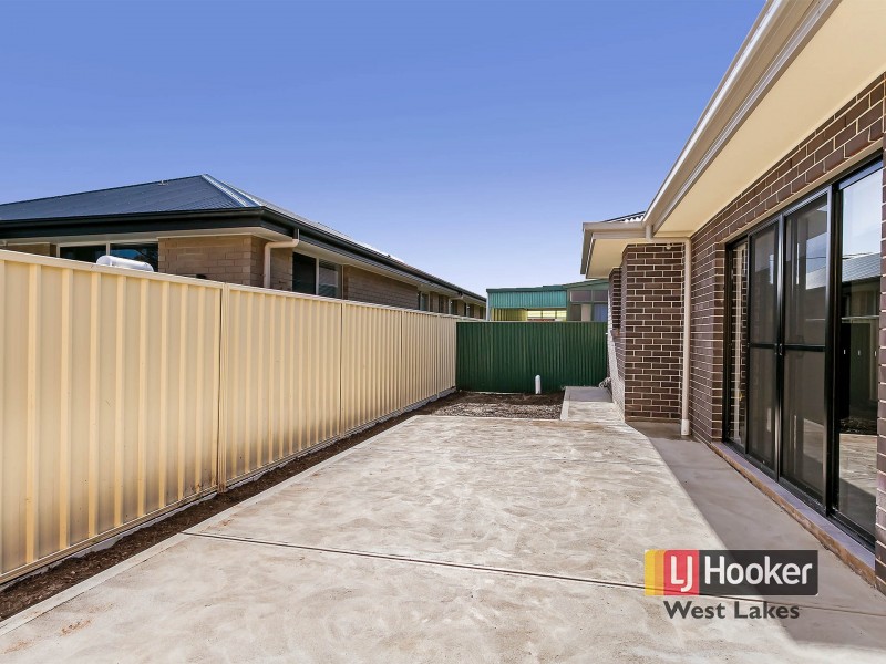 9 Peterhead Street, Largs Bay SA 5016