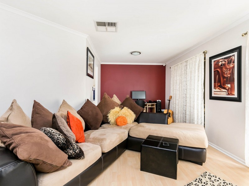 6 Darlton Court, Andrews Farm SA 5114