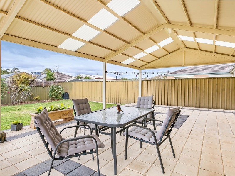 6 Darlton Court, Andrews Farm SA 5114