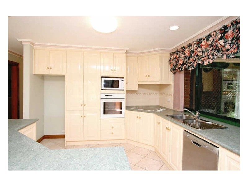 29 Antigua Grove, West Lakes SA 5021