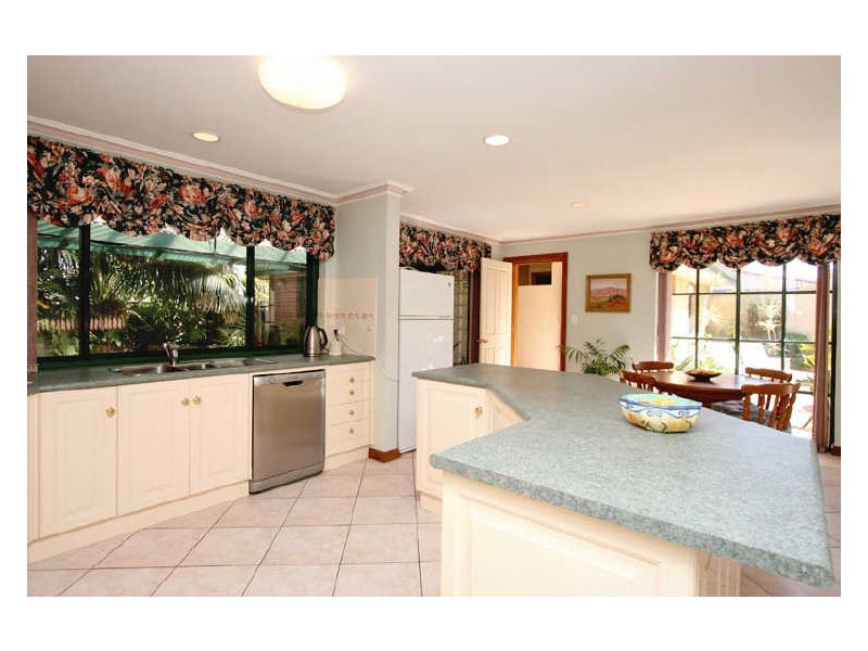 29 Antigua Grove, West Lakes SA 5021