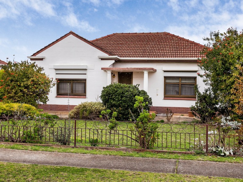 10 Percy Street, Seaton SA 5023