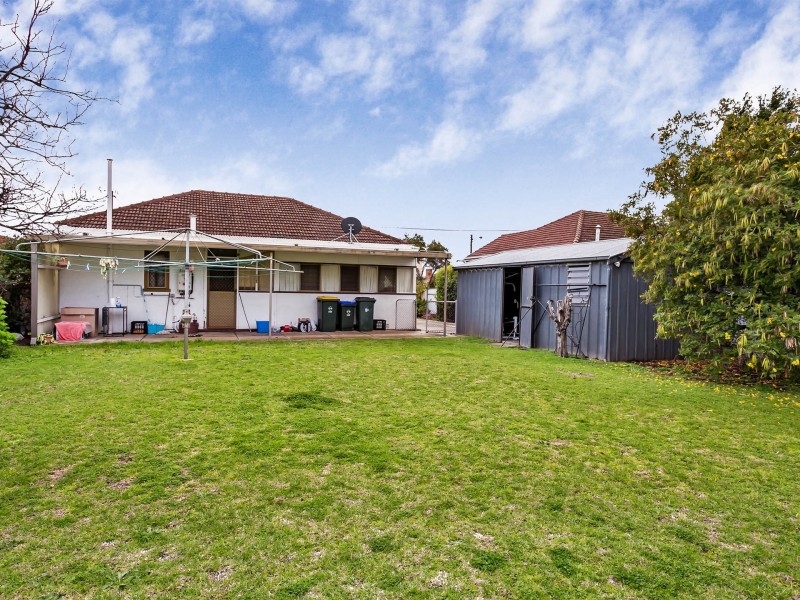 10 Percy Street, Seaton SA 5023