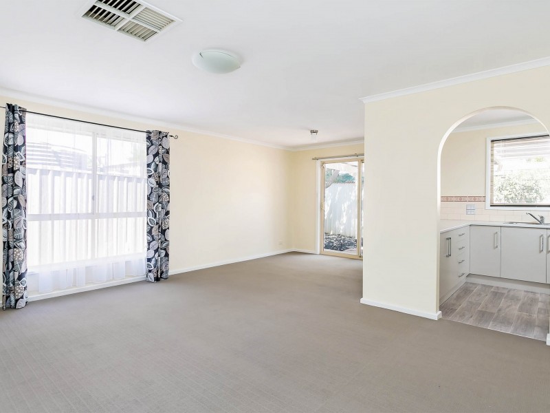 16 Admiralty Crescent, Seaford Rise SA 5169