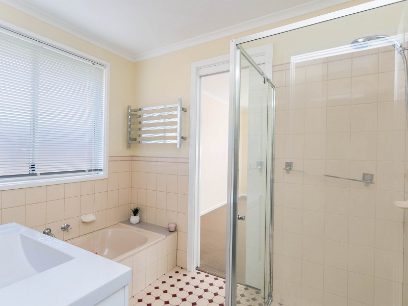 16 Admiralty Crescent, Seaford Rise SA 5169