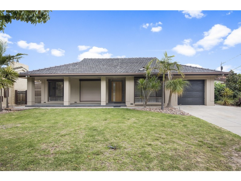 15 White Sands Drive, Grange SA 5022
