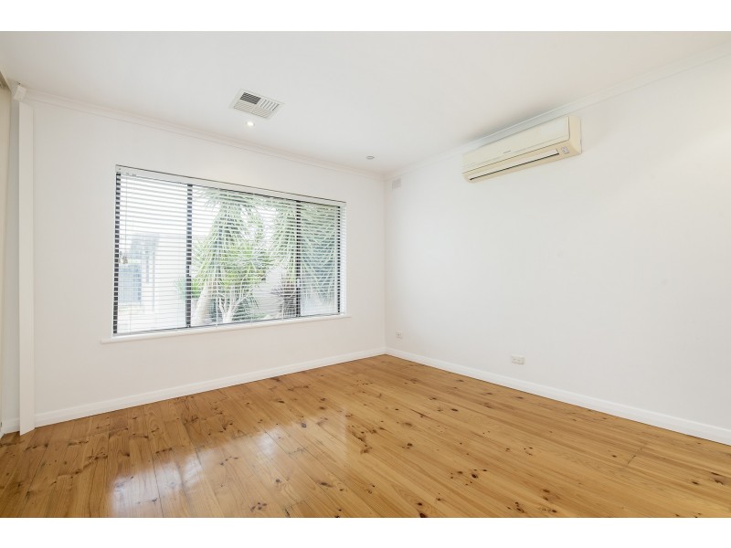 15 White Sands Drive, Grange SA 5022