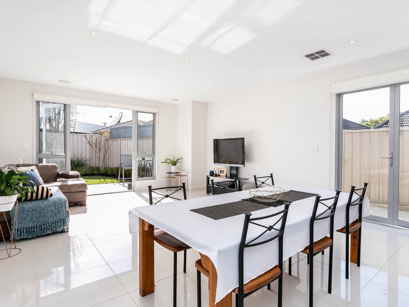 33A Sharpie Crescent, Grange SA 5022