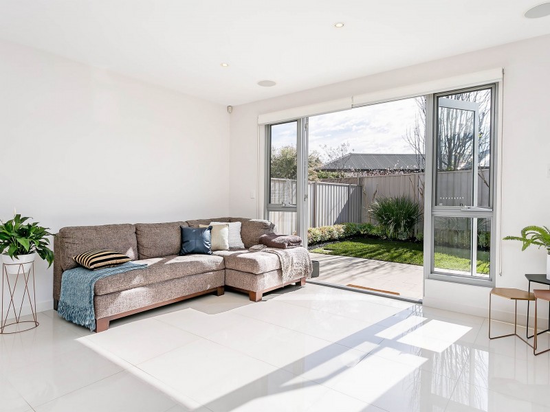 33A Sharpie Crescent, Grange SA 5022