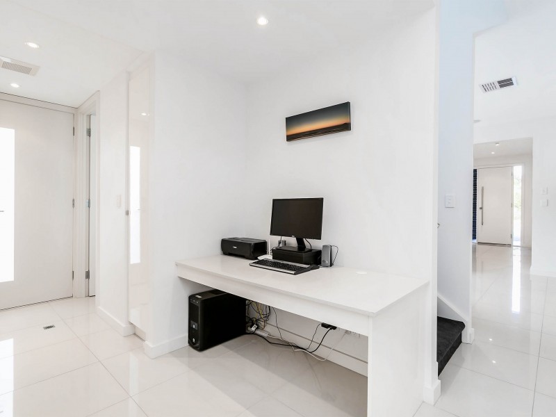 33A Sharpie Crescent, Grange SA 5022