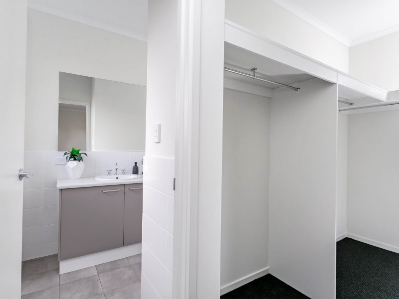 14 Ross Street, Clearview SA 5085