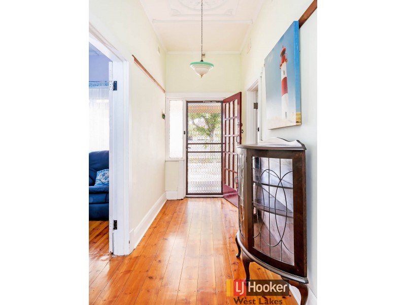 8 Stroud Street, Cheltenham SA 5014