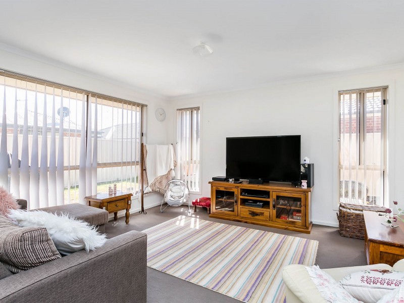 17 Biarritz Street, Munno Para West SA 5115