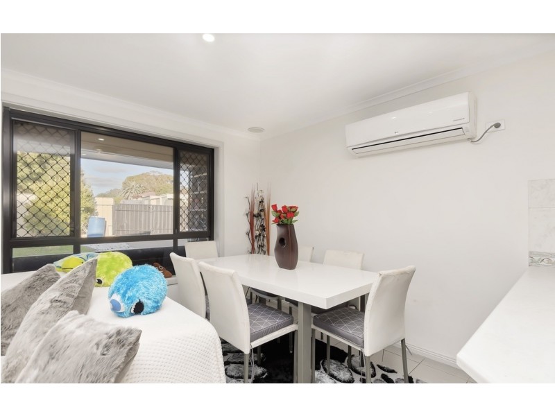 19 Woodlands Road, Elizabeth Downs SA 5113
