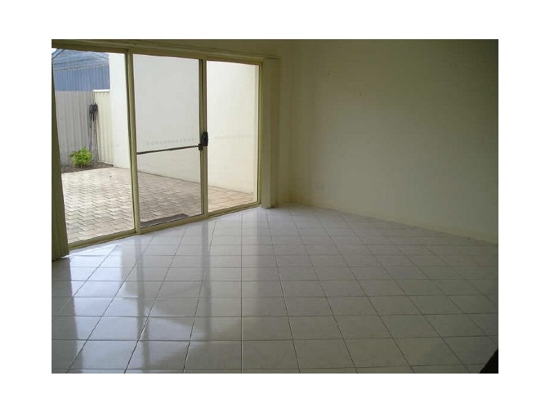 4 Edwin Street, West Lakes Shore SA 5020