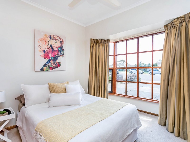 1/6 Anglers Court, West Lakes Shore SA 5020