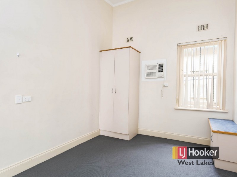 8/3 St Johns Row, Glenelg SA 5045