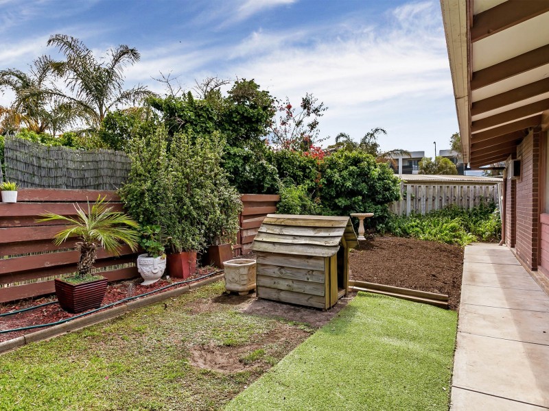 5 Marlee Court, West Lakes SA 5021