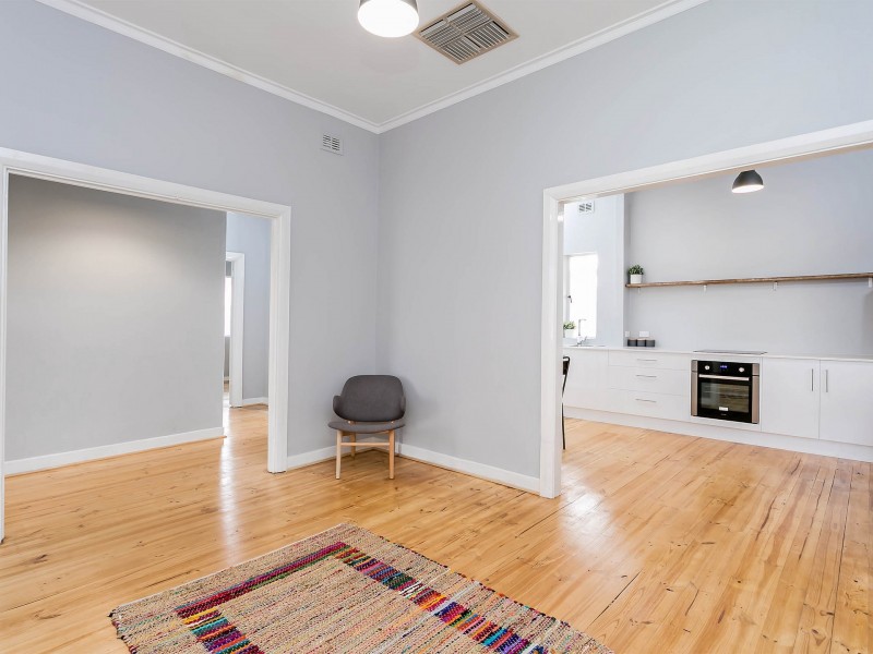 52 Whimpress Avenue, Findon SA 5023