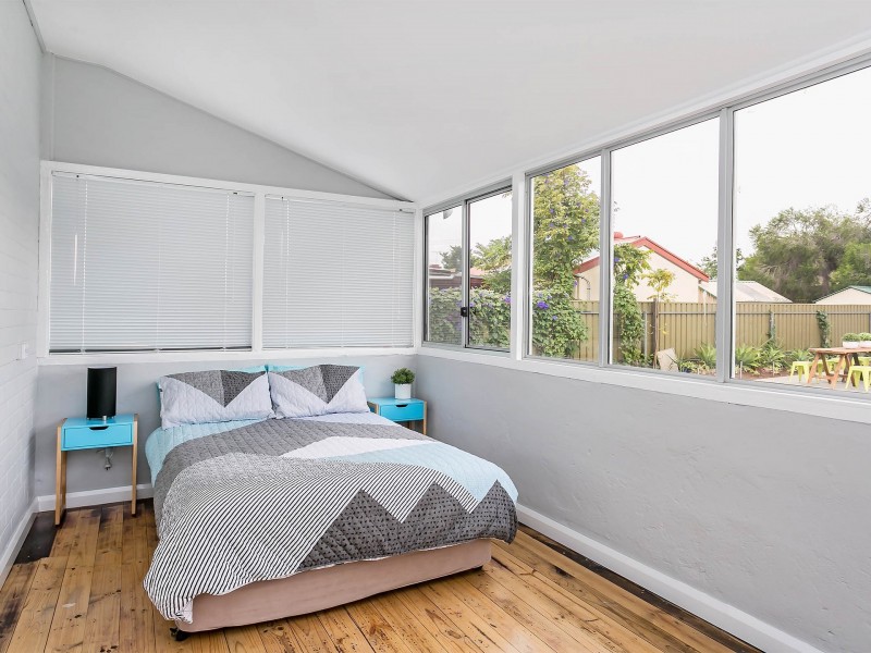 52 Whimpress Avenue, Findon SA 5023