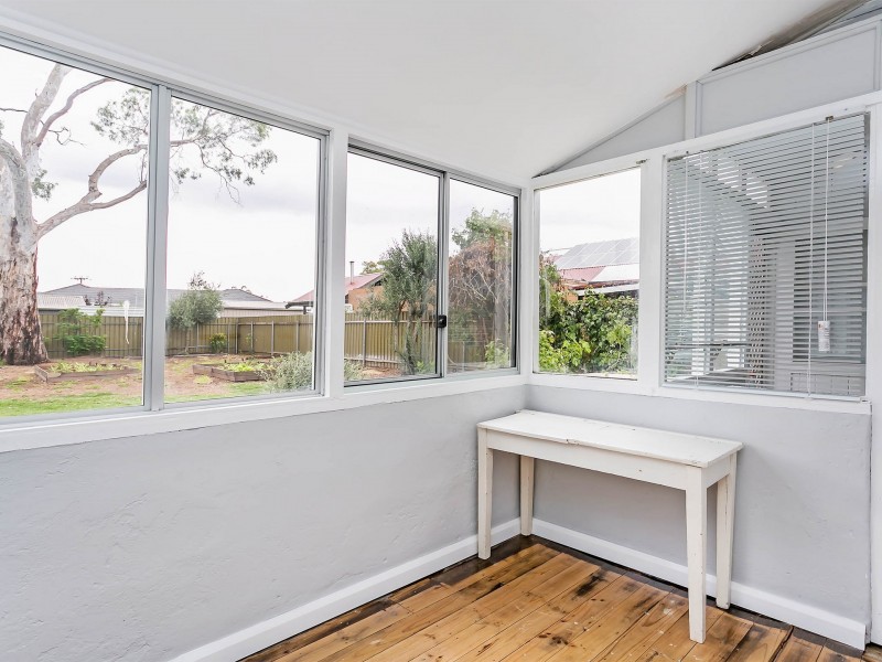 52 Whimpress Avenue, Findon SA 5023