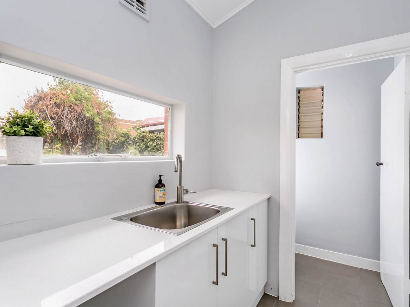 52 Whimpress Avenue, Findon SA 5023