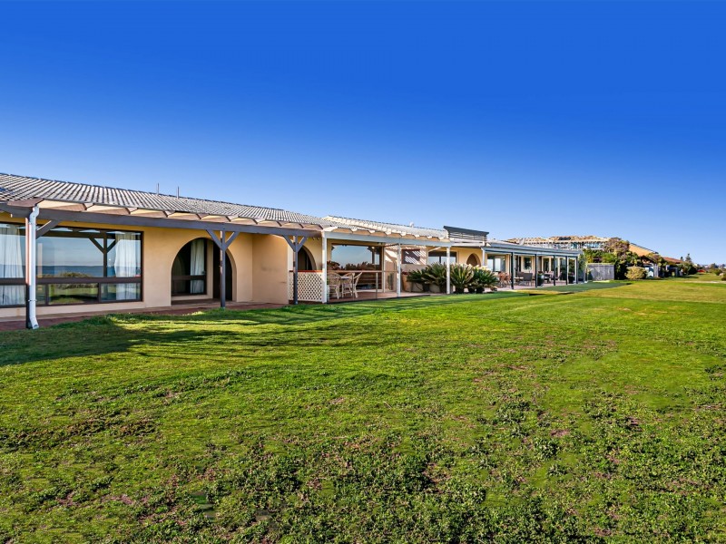 47 Sandpiper Place, West Lakes Shore SA 5020