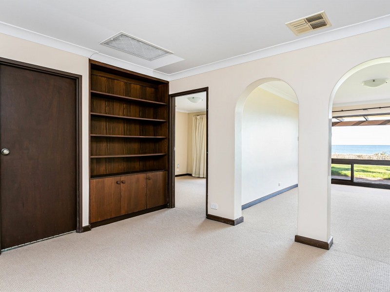 47 Sandpiper Place, West Lakes Shore SA 5020