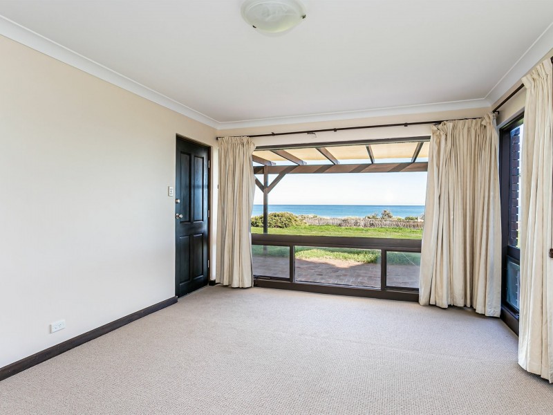 47 Sandpiper Place, West Lakes Shore SA 5020