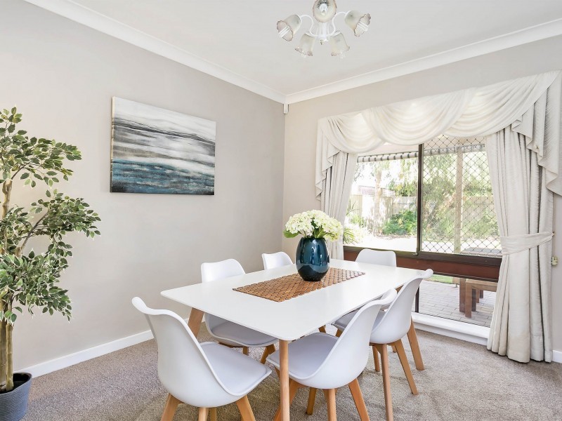 37 Newcombe Avenue, West Lakes Shore SA 5020