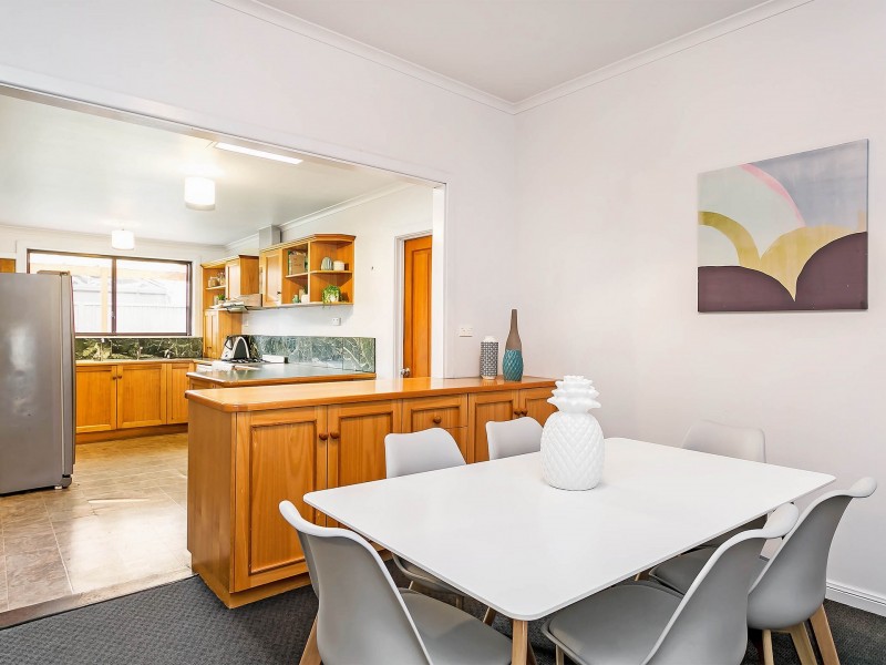 11 Eastbourne Terrace, Rosewater SA 5013