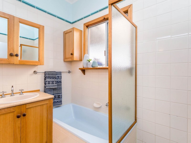 11 Eastbourne Terrace, Rosewater SA 5013