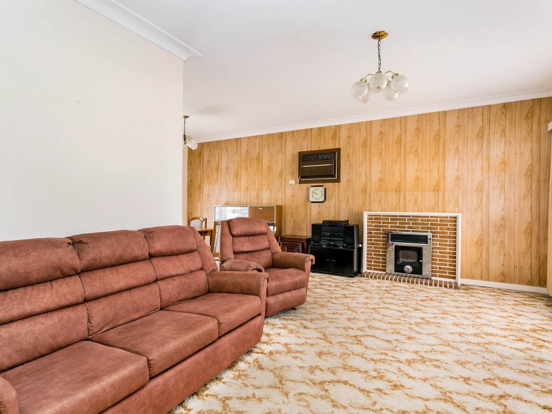 21 Brenthorpe Road, Seaton SA 5023