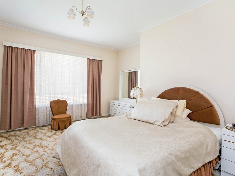 21 Brenthorpe Road, Seaton SA 5023