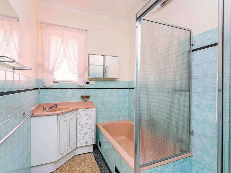 21 Brenthorpe Road, Seaton SA 5023