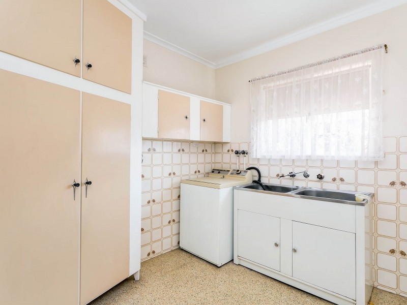 21 Brenthorpe Road, Seaton SA 5023