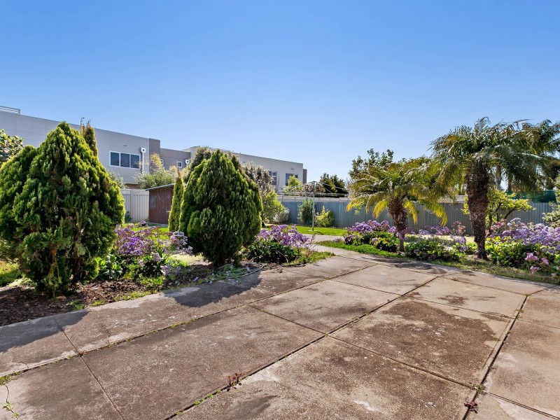 21 Brenthorpe Road, Seaton SA 5023