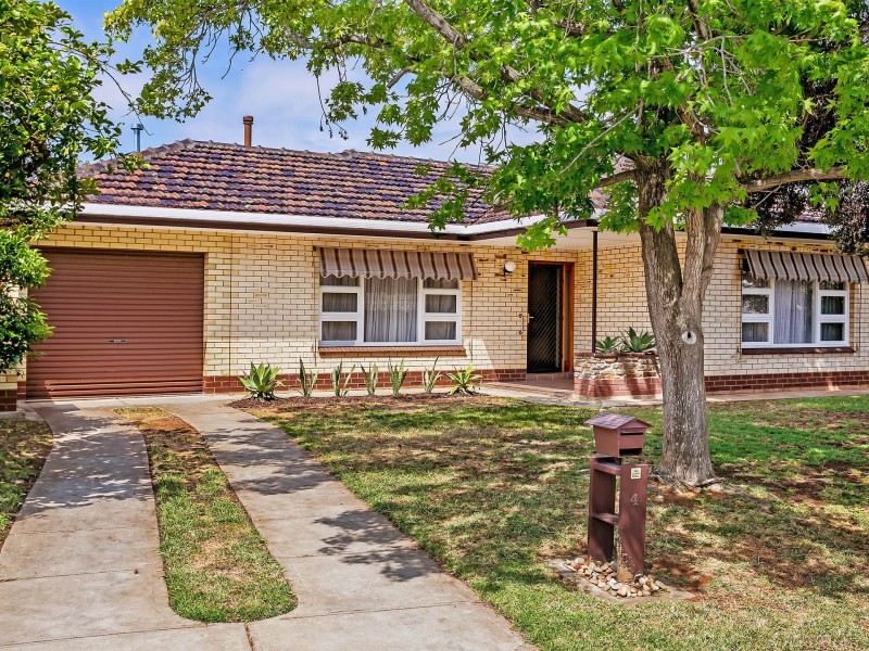 4 Jennifer Street, Seaton SA 5023