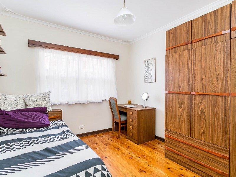 4 Jennifer Street, Seaton SA 5023