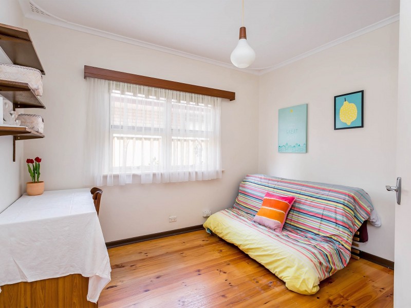4 Jennifer Street, Seaton SA 5023