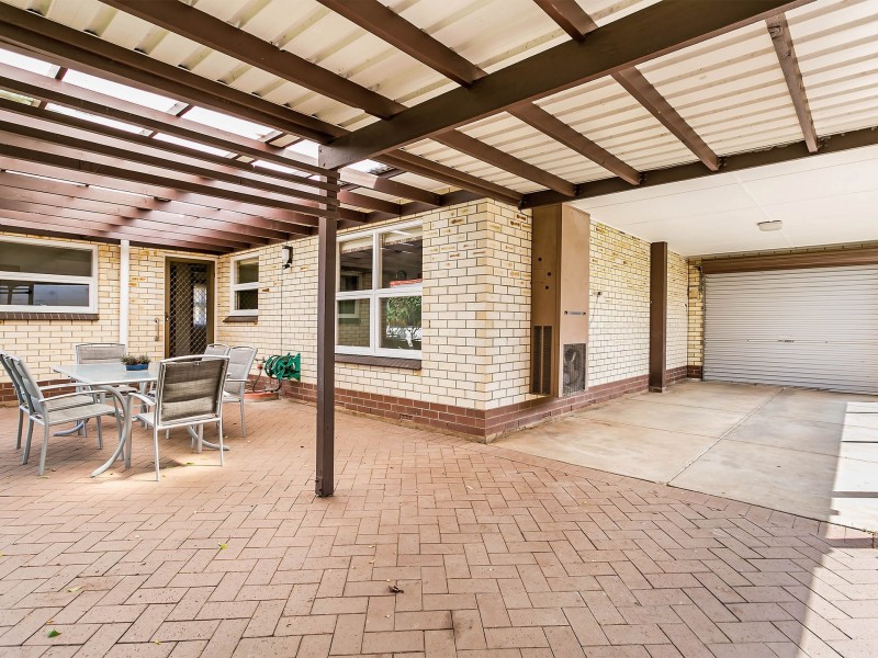 4 Jennifer Street, Seaton SA 5023