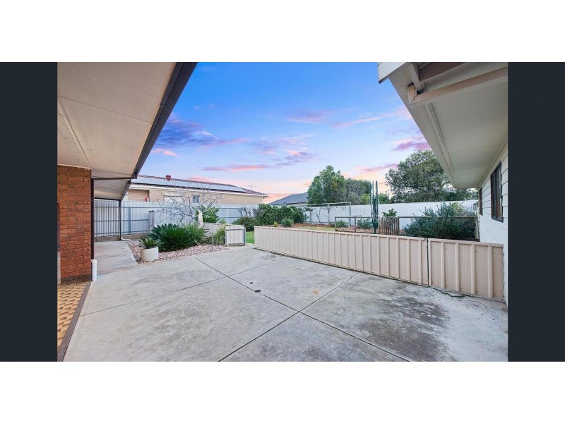 19 Falkirk Avenue, Seaton SA 5023