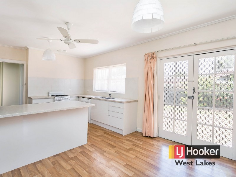 18a Colombine Avenue, West Lakes Shore SA 5020
