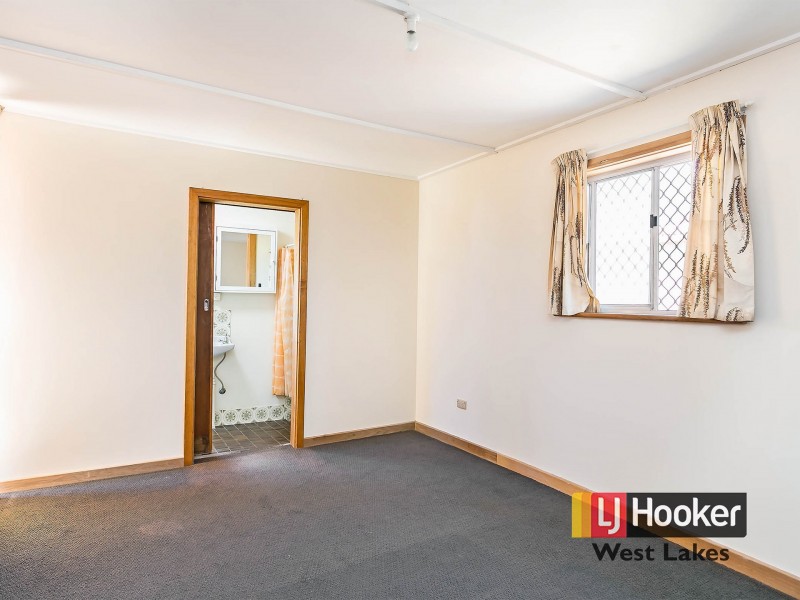 18a Colombine Avenue, West Lakes Shore SA 5020