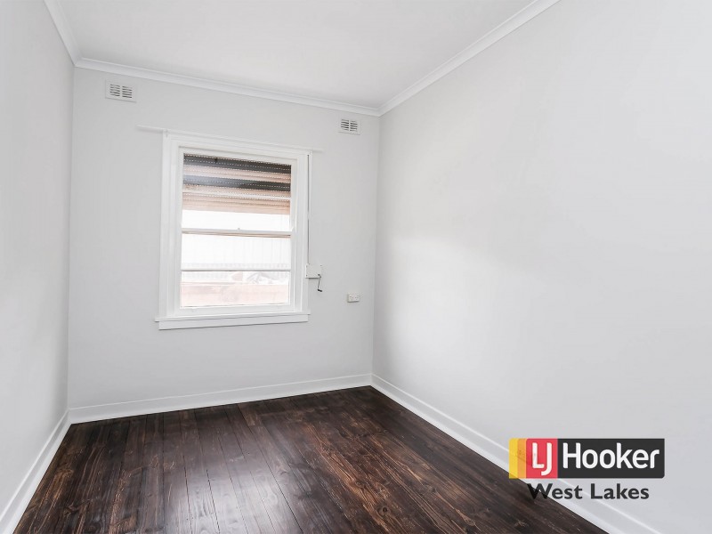 11 Florey Street, Seaton SA 5023