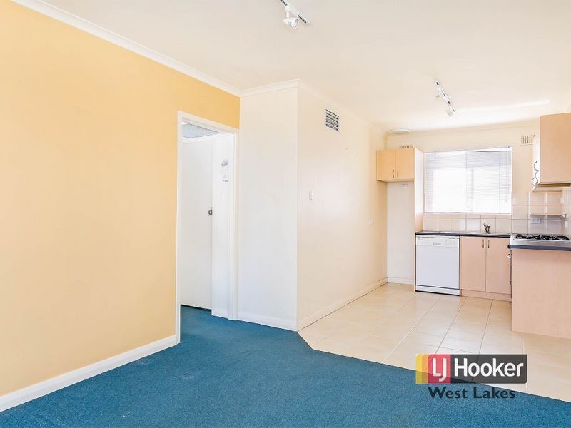 3/33 North Esplanade, Glenelg North SA 5045
