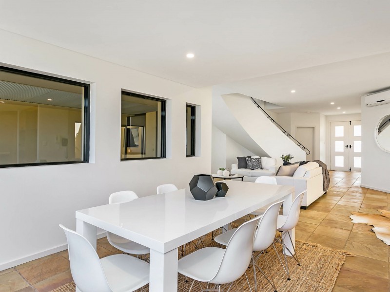 12 Gulf Point Drive, North Haven SA 5018