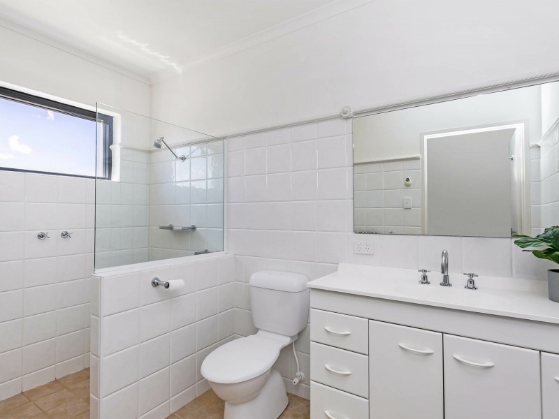 12 Gulf Point Drive, North Haven SA 5018